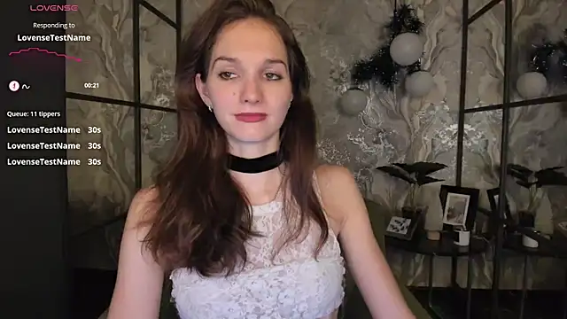 Snapshot of MirandaGlow chatting on 9, 1, 2025 MirandaGlow online show from 9, 1, 2025