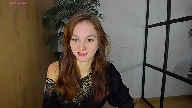 Snapshot of MirandaGlow chatting on 23, 1, 2025 MirandaGlow online show from 23, 1, 2025