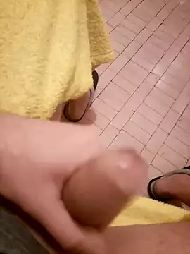 Snapshot of david_geam chatting on 18, 12, 2024 david geam online show from 18, 12, 2024