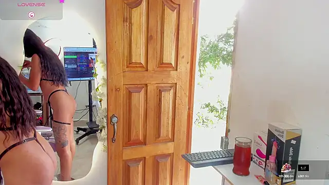 sofia gold  online show from 27, 10, 2025