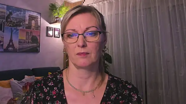 vanessa chat online show from 19, 2, 2025