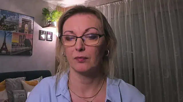 vanessa chat online show from 23, 2, 2025