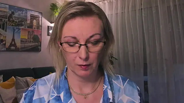 vanessa chat online show from 25, 2, 2025