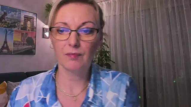 vanessa chat online show from 25, 2, 2025