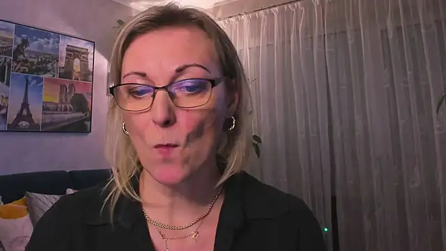 vanessa chat online show from 6, 3, 2025