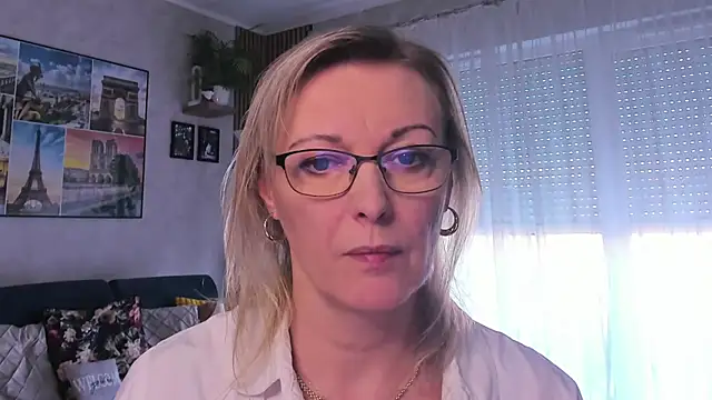 vanessa chat online show from 20, 3, 2025