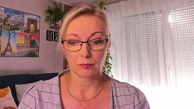 vanessa chat online show from 26, 9, 2025