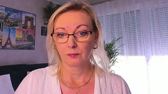 vanessa chat online show from 21, 10, 2025