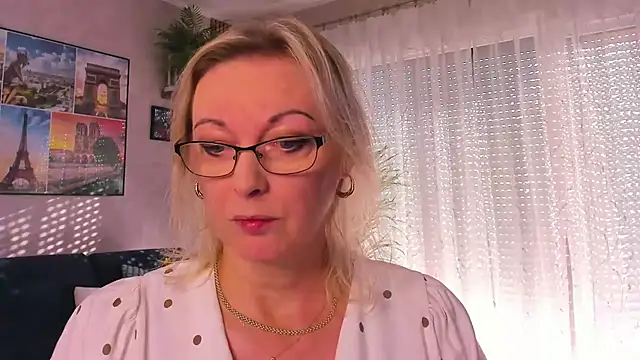 vanessa chat online show from 7, 11, 2025