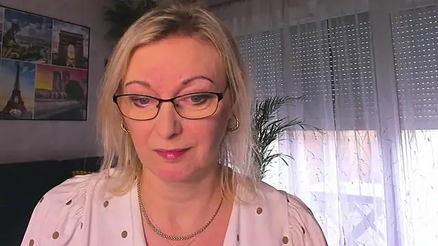 vanessa chat online show from 11, 2, 2026