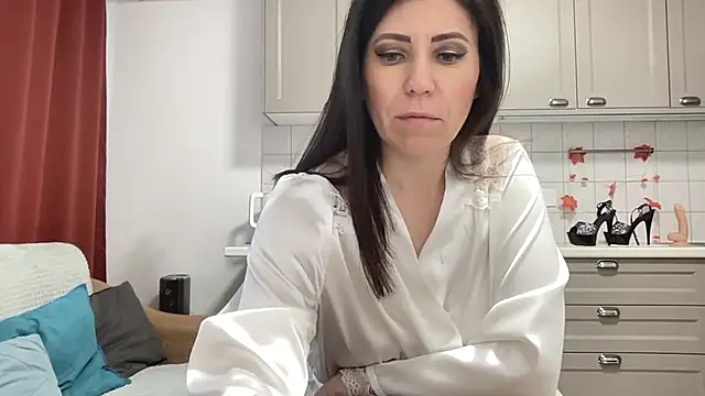 HotyWinter online show from 15, 11, 2025