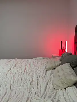 Snapshot of EllaMae chatting on 21, 9, 2025 EllaMae online show from 21, 9, 2025