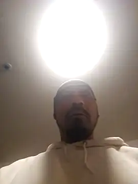 Snapshot of Rastaasian chatting on 25, 11, 2025 Rastaasian online show from 25, 11, 2025