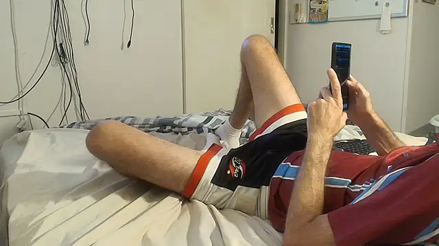 midnight0069 online show from 17, 2, 2025