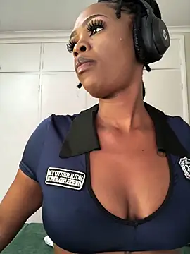 LuciousLips96 online show from 13, 10, 2025