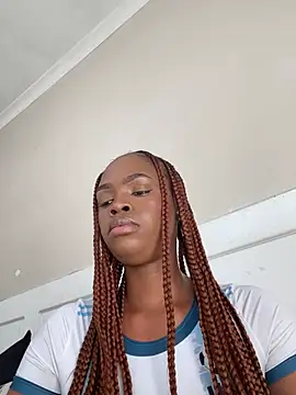 LuciousLips96 online show from 21, 6, 2026