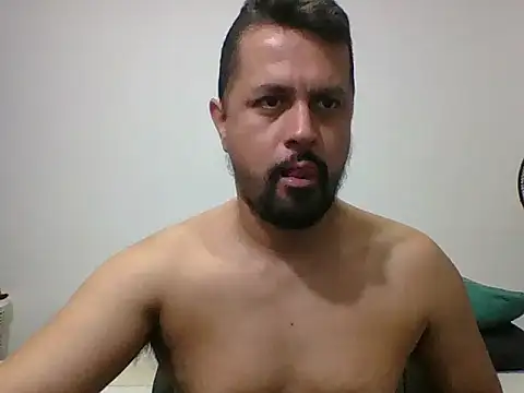 Snapshot of TRIISTAN_KING10 chatting on 15, 11, 2025 TRIISTAN KING10 online show from 15, 11, 2025