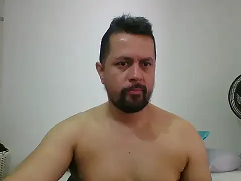 Snapshot of TRIISTAN_KING10 chatting on 10, 2, 2026 TRIISTAN KING10 online show from 10, 2, 2026