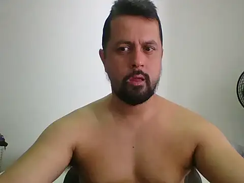 Snapshot of TRIISTAN_KING10 chatting on 17, 2, 2026 TRIISTAN KING10 online show from 17, 2, 2026