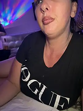 TiffanyRoxx online show from 1, 4, 2026