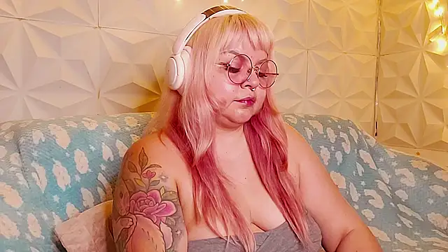 Satyn doll online show from 11, 6, 2026
