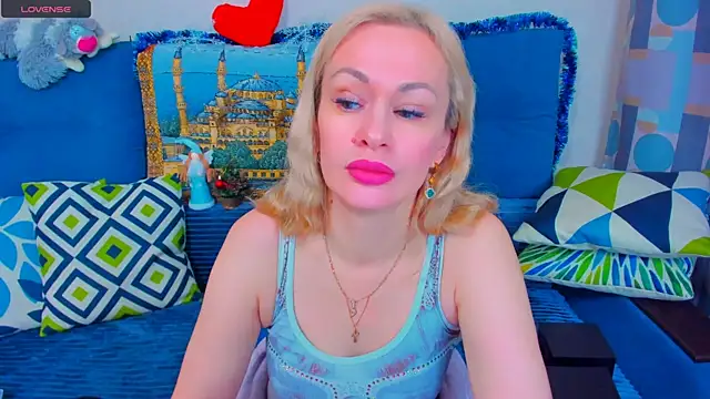 EllenMoore online show from 24, 12, 2024