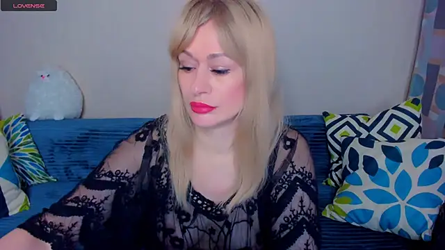 EllenMoore online show from 24, 4, 2026