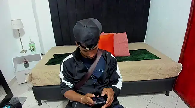 anhtony wayans online show from 2, 12, 2024