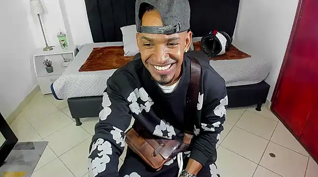 anhtony wayans online show from 11, 1, 2025