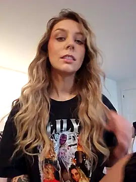 LilyOrion online show from 23, 10, 2025