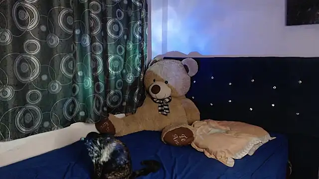 ANGELIQUE KLANE online show from 9, 3, 2026