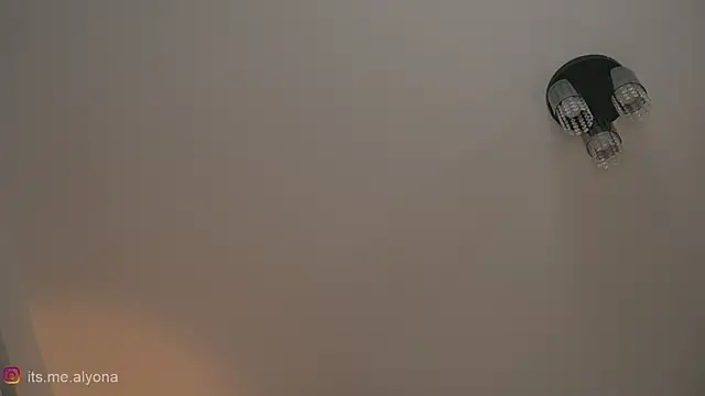 AlyonaX online show from 24, 4, 2026