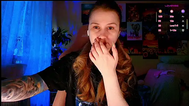 Snapshot of GoodWitch_ chatting on 6, 5, 2026 GoodWitch online show from 6, 5, 2026