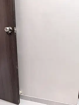 MumbaiMaskGirl online show from 25, 2, 2025