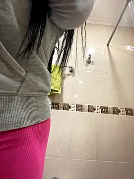 Fancyxlove online show from 13, 10, 2025