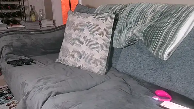 tscharlotte online show from 28, 4, 2026