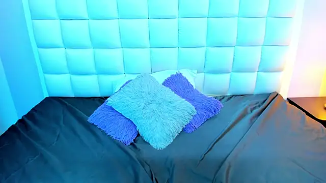 teresasroom  online show from 15, 4, 2026