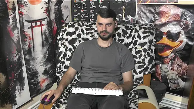 Snapshot of 00george chatting on 18, 4, 2026 00george online show from 18, 4, 2026