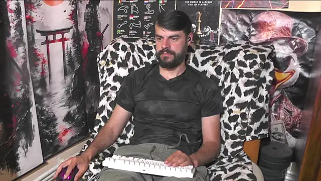 Snapshot of 00george chatting on 16, 5, 2026 00george online show from 16, 5, 2026