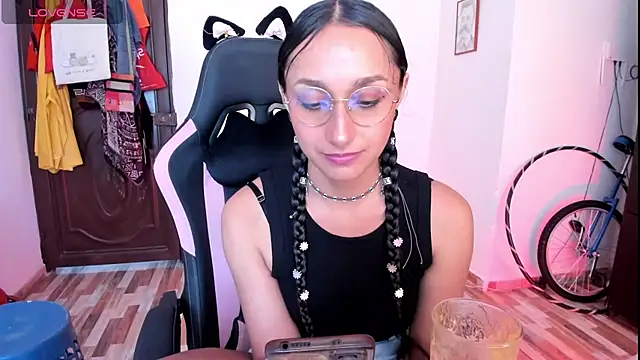 adrena 10 online show from 27, 4, 2026