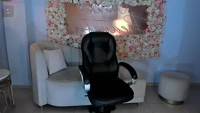 Snapshot of AmyWood chatting on 15, 1, 2025 AmyWood online show from 15, 1, 2025