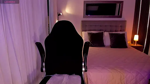 Snapshot of AmyWood chatting on 22, 9, 2025 AmyWood online show from 22, 9, 2025