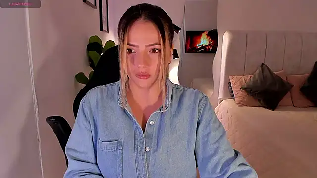 AmyWood online show from 9, 6, 2026