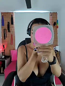 YOURSDEBORA online show from 23, 2, 2025