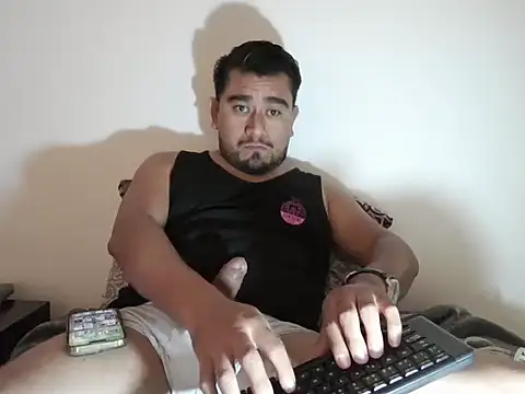 youmanhorny online show from 7, 7, 2026