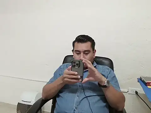 youmanhorny online show from 29, 7, 2026