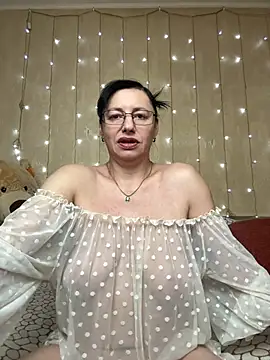 Amberhotqueen online show from 2, 2, 2026