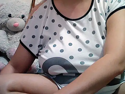 ur ladyboy fantasy online show from 23, 11, 2025