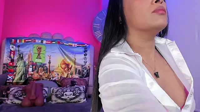 Inndrahot online show from 17, 7, 2026