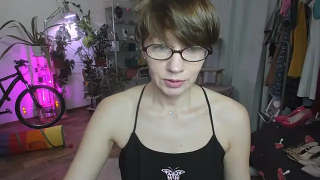 Snapshot of Constancia_pure chatting on 27, 1, 2025 Constancia pure online show from 27, 1, 2025